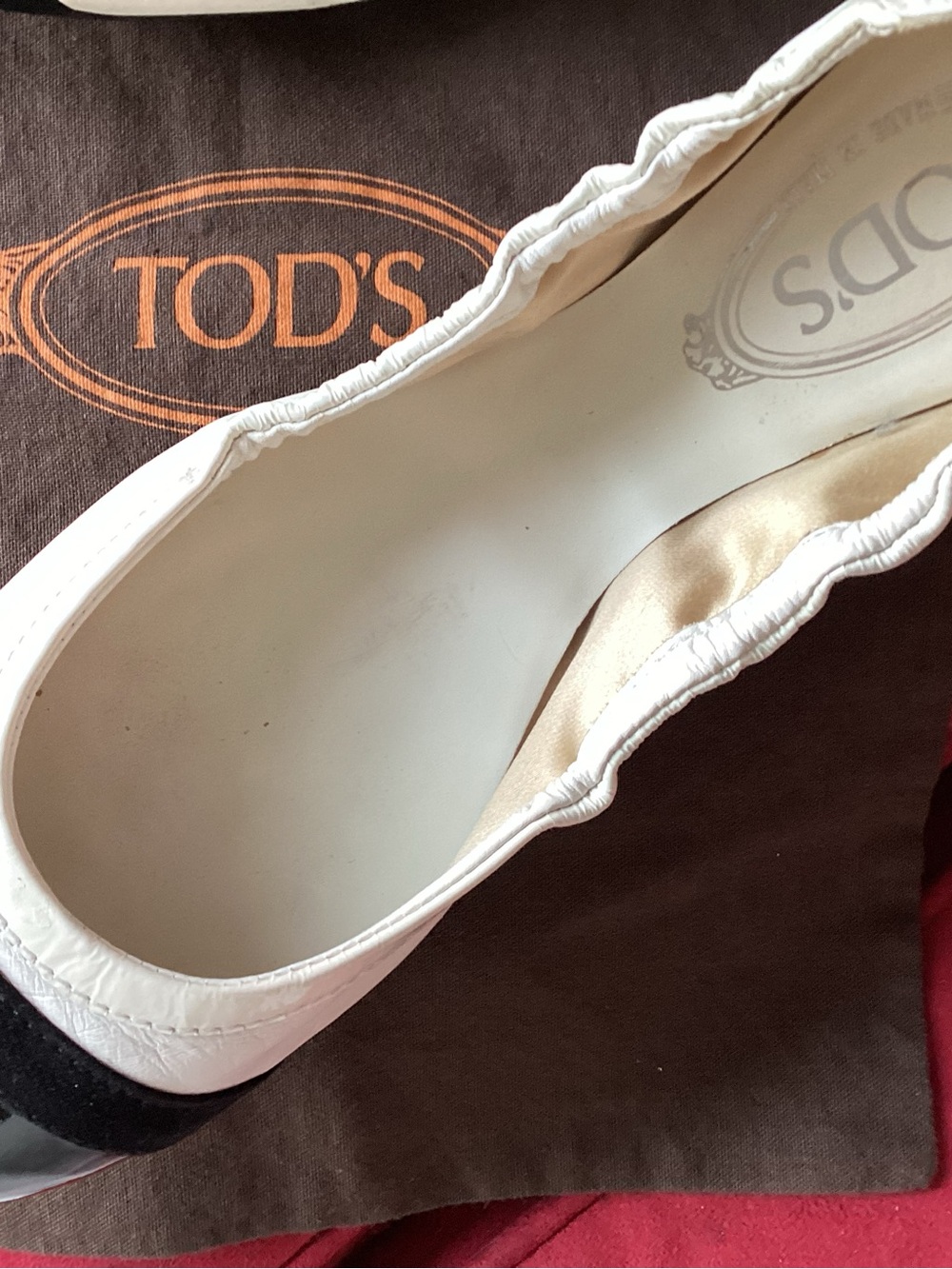 Tod’s Leather Ballet Flat size 9.